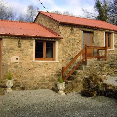 Stone Santiago Holiday home Curtis