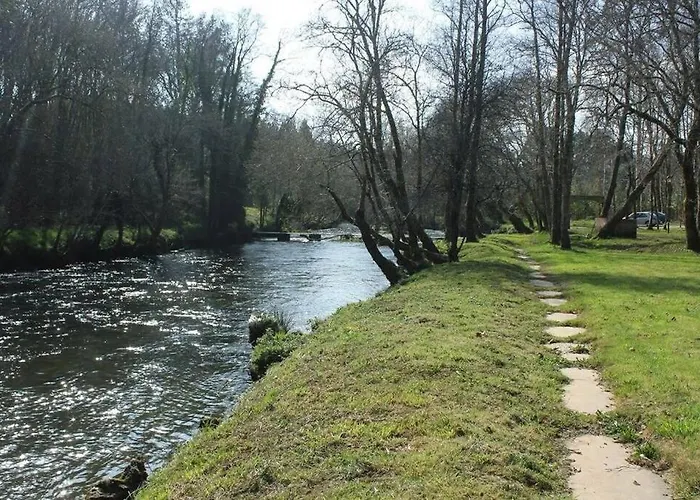 Stone Santiago * Curtis